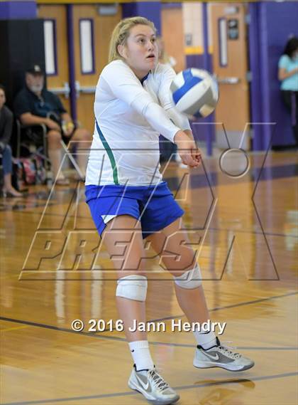 Thumbnail 3 in Xavier College Prep vs. Torrey Pines (Durango Fall Classic) photogallery.