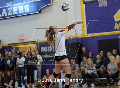 Thumbnail 3 in Xavier College Prep vs. Torrey Pines (Durango Fall Classic) photogallery.