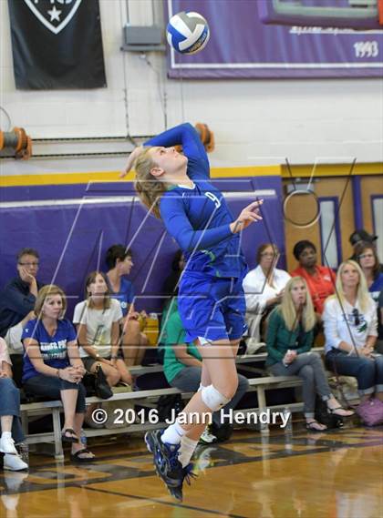 Thumbnail 1 in Xavier College Prep vs. Torrey Pines (Durango Fall Classic) photogallery.