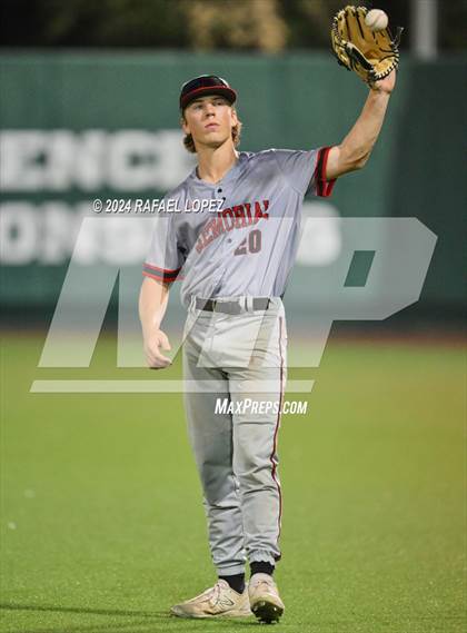 Thumbnail 1 in Memorial vs. Pearland (UIL Baseball 6A Region 3 Regional Semifinal) photogallery.