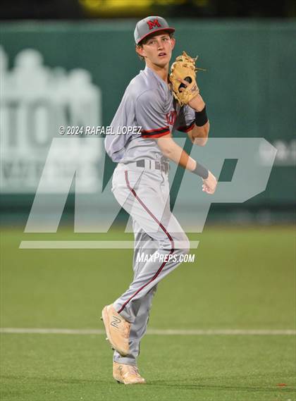 Thumbnail 2 in Memorial vs. Pearland (UIL Baseball 6A Region 3 Regional Semifinal) photogallery.