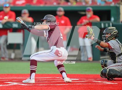 Thumbnail 2 in Memorial vs. Pearland (UIL Baseball 6A Region 3 Regional Semifinal) photogallery.
