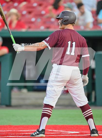 Thumbnail 1 in Memorial vs. Pearland (UIL Baseball 6A Region 3 Regional Semifinal) photogallery.