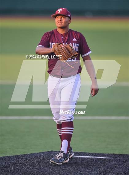 Thumbnail 3 in Memorial vs. Pearland (UIL Baseball 6A Region 3 Regional Semifinal) photogallery.