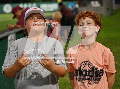 Thumbnail 1 in Memorial vs. Pearland (UIL Baseball 6A Region 3 Regional Semifinal) photogallery.