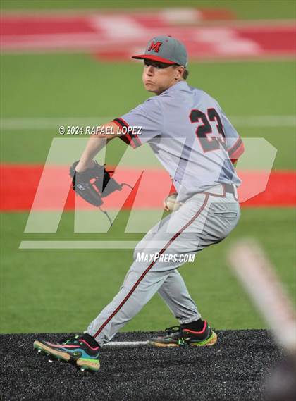 Thumbnail 2 in Memorial vs. Pearland (UIL Baseball 6A Region 3 Regional Semifinal) photogallery.