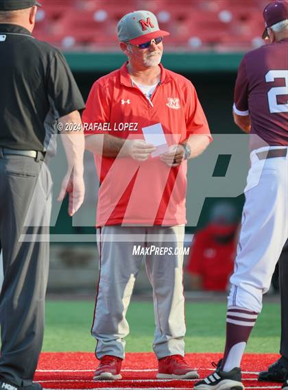 Thumbnail 1 in Memorial vs. Pearland (UIL Baseball 6A Region 3 Regional Semifinal) photogallery.
