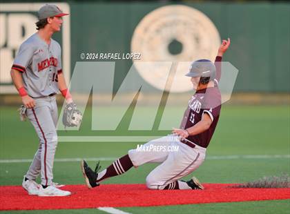 Thumbnail 2 in Memorial vs. Pearland (UIL Baseball 6A Region 3 Regional Semifinal) photogallery.