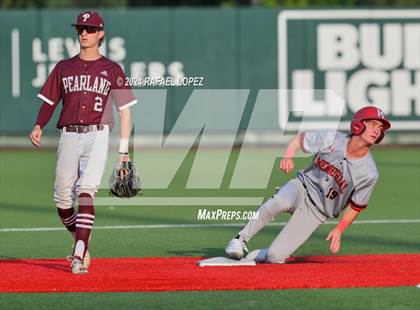 Thumbnail 1 in Memorial vs. Pearland (UIL Baseball 6A Region 3 Regional Semifinal) photogallery.
