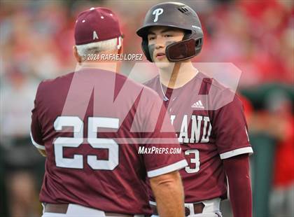 Thumbnail 1 in Memorial vs. Pearland (UIL Baseball 6A Region 3 Regional Semifinal) photogallery.
