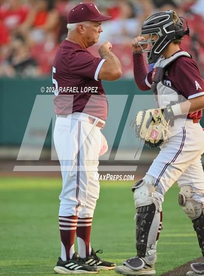 Thumbnail 2 in Memorial vs. Pearland (UIL Baseball 6A Region 3 Regional Semifinal) photogallery.