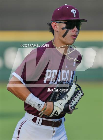 Thumbnail 2 in Memorial vs. Pearland (UIL Baseball 6A Region 3 Regional Semifinal) photogallery.