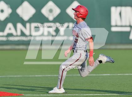 Thumbnail 3 in Memorial vs. Pearland (UIL Baseball 6A Region 3 Regional Semifinal) photogallery.