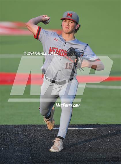 Thumbnail 3 in Memorial vs. Pearland (UIL Baseball 6A Region 3 Regional Semifinal) photogallery.