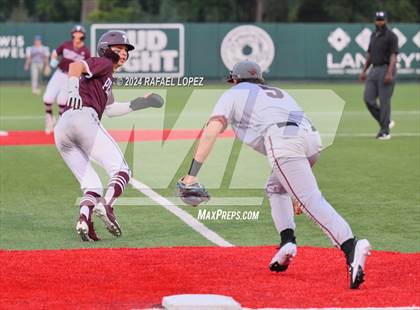 Thumbnail 3 in Memorial vs. Pearland (UIL Baseball 6A Region 3 Regional Semifinal) photogallery.