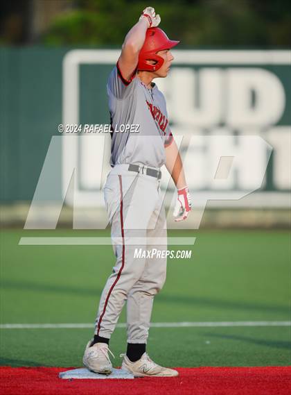 Thumbnail 2 in Memorial vs. Pearland (UIL Baseball 6A Region 3 Regional Semifinal) photogallery.