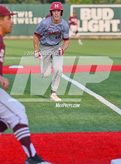 Thumbnail 2 in Memorial vs. Pearland (UIL Baseball 6A Region 3 Regional Semifinal) photogallery.