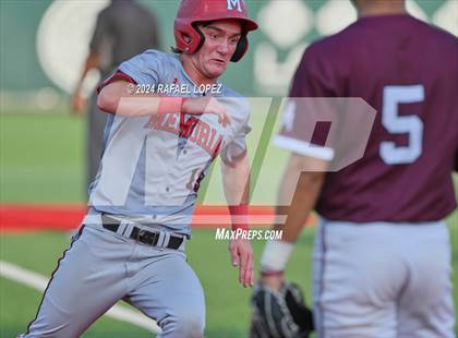 Thumbnail 2 in Memorial vs. Pearland (UIL Baseball 6A Region 3 Regional Semifinal) photogallery.