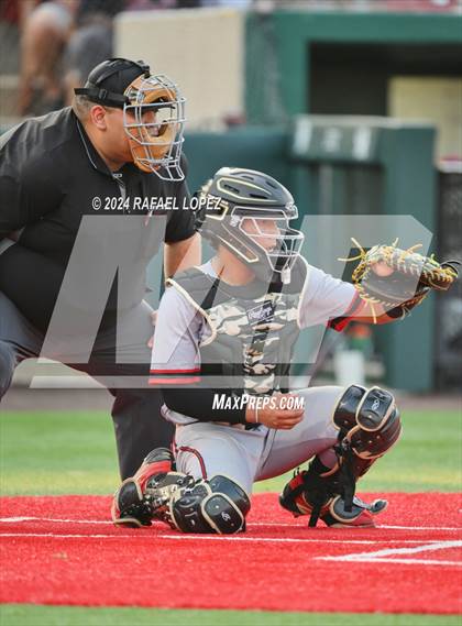 Thumbnail 1 in Memorial vs. Pearland (UIL Baseball 6A Region 3 Regional Semifinal) photogallery.