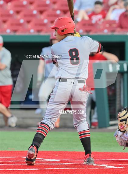 Thumbnail 2 in Memorial vs. Pearland (UIL Baseball 6A Region 3 Regional Semifinal) photogallery.