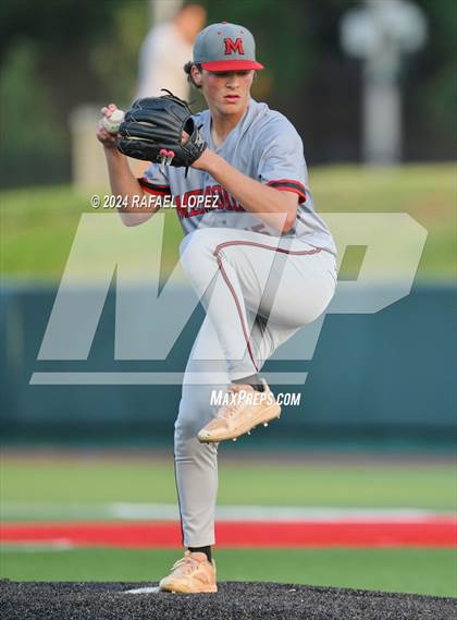 Thumbnail 3 in Memorial vs. Pearland (UIL Baseball 6A Region 3 Regional Semifinal) photogallery.