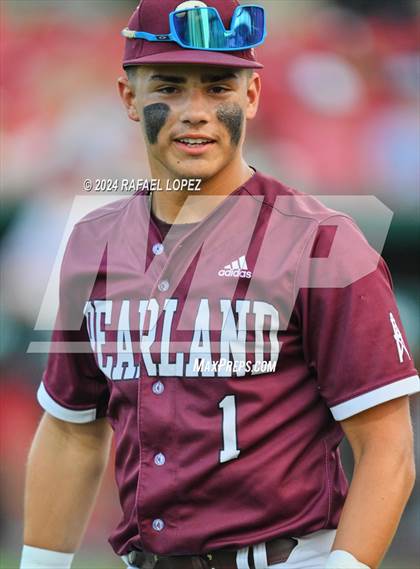 Thumbnail 1 in Memorial vs. Pearland (UIL Baseball 6A Region 3 Regional Semifinal) photogallery.