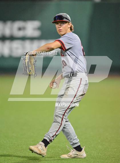 Thumbnail 2 in Memorial vs. Pearland (UIL Baseball 6A Region 3 Regional Semifinal) photogallery.
