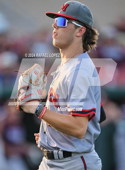 Thumbnail 2 in Memorial vs. Pearland (UIL Baseball 6A Region 3 Regional Semifinal) photogallery.