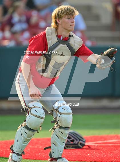 Thumbnail 1 in Memorial vs. Pearland (UIL Baseball 6A Region 3 Regional Semifinal) photogallery.