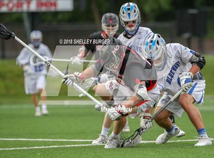 Thumbnail 2 in Darien vs. New Canaan (CIAC Class L Semifinal) photogallery.