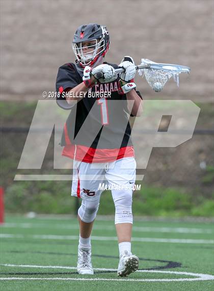 Thumbnail 3 in Darien vs. New Canaan (CIAC Class L Semifinal) photogallery.