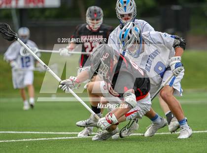 Thumbnail 2 in Darien vs. New Canaan (CIAC Class L Semifinal) photogallery.