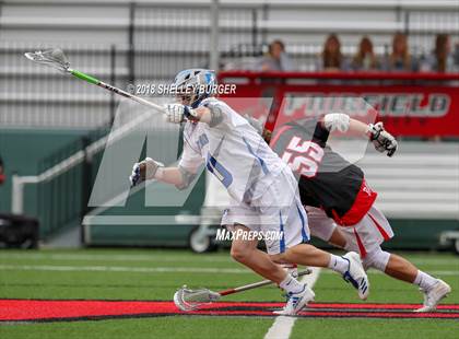 Thumbnail 3 in Darien vs. New Canaan (CIAC Class L Semifinal) photogallery.