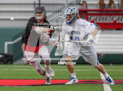 Thumbnail 1 in Darien vs. New Canaan (CIAC Class L Semifinal) photogallery.