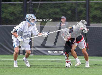 Thumbnail 2 in Darien vs. New Canaan (CIAC Class L Semifinal) photogallery.