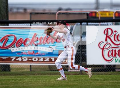 Thumbnail 3 in Erath @ Brusly photogallery.