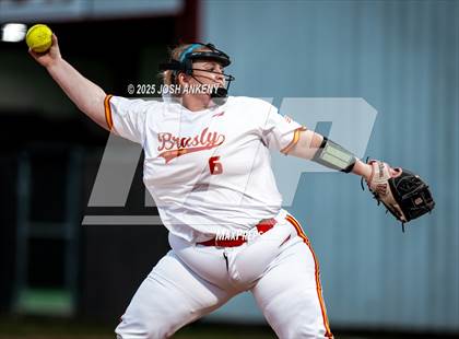 Thumbnail 1 in Erath @ Brusly photogallery.