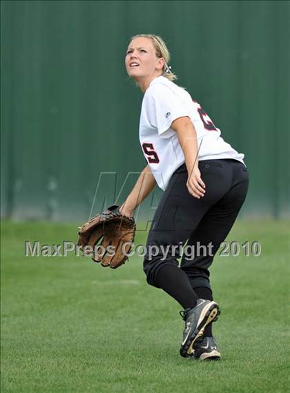Thumbnail 1 in Rockwall-Heath vs McKinney (4A Region II bidistrict) photogallery.