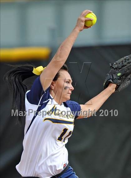 Thumbnail 3 in Rockwall-Heath vs McKinney (4A Region II bidistrict) photogallery.