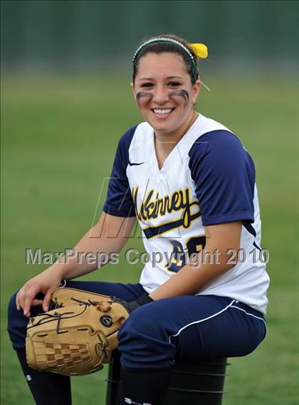 Thumbnail 2 in Rockwall-Heath vs McKinney (4A Region II bidistrict) photogallery.