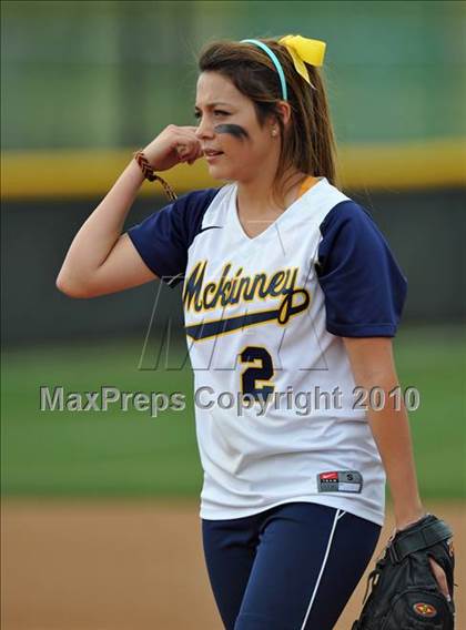 Thumbnail 1 in Rockwall-Heath vs McKinney (4A Region II bidistrict) photogallery.