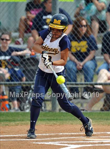 Thumbnail 2 in Rockwall-Heath vs McKinney (4A Region II bidistrict) photogallery.