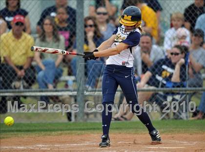 Thumbnail 2 in Rockwall-Heath vs McKinney (4A Region II bidistrict) photogallery.
