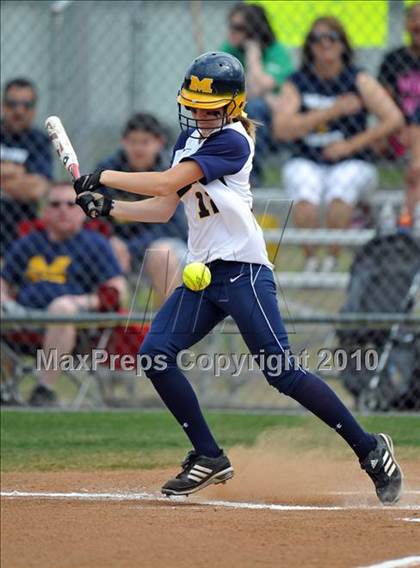 Thumbnail 2 in Rockwall-Heath vs McKinney (4A Region II bidistrict) photogallery.