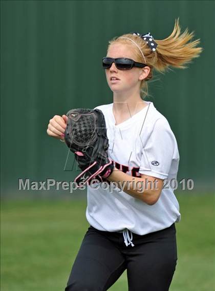Thumbnail 3 in Rockwall-Heath vs McKinney (4A Region II bidistrict) photogallery.