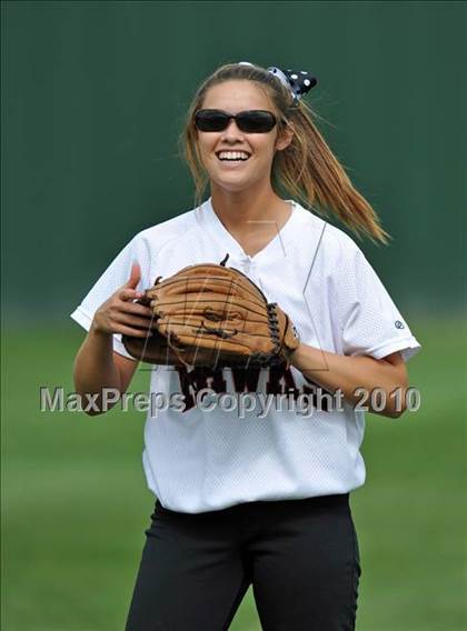Thumbnail 2 in Rockwall-Heath vs McKinney (4A Region II bidistrict) photogallery.