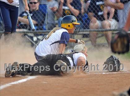 Thumbnail 3 in Rockwall-Heath vs McKinney (4A Region II bidistrict) photogallery.