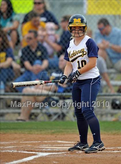 Thumbnail 1 in Rockwall-Heath vs McKinney (4A Region II bidistrict) photogallery.