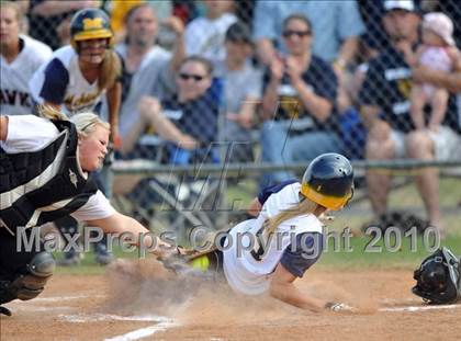 Thumbnail 1 in Rockwall-Heath vs McKinney (4A Region II bidistrict) photogallery.