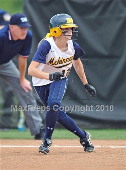 Thumbnail 1 in Rockwall-Heath vs McKinney (4A Region II bidistrict) photogallery.